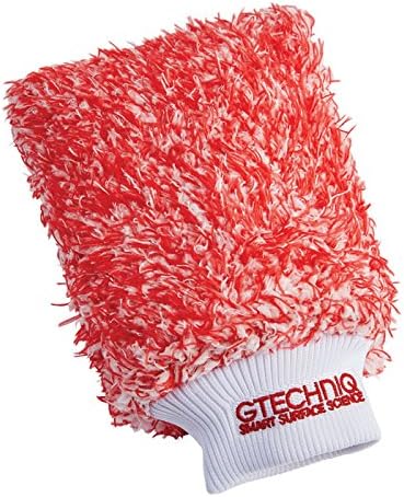 Gtechniq WM2 Microfibre Wash Mitt - Ultra Low Friction Washcloth, Soft Glide Minimises Swirl Marks - Holds Maximum Volume Of Soap Suds, 100% Split Varied Length Polyester Strands For A Quick Easy Wash