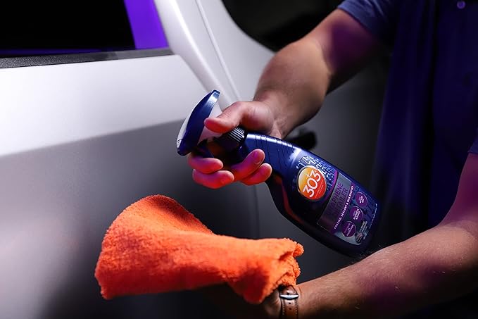 303 Products Graphene Detailer Spray, Enhances Gloss & Protection on Existing Coating, Sealants & Waxes, UV Protectant, Drying Aid, Add Ceramic Graphene Protection, Waterless Car Detailing Spray, 16oz