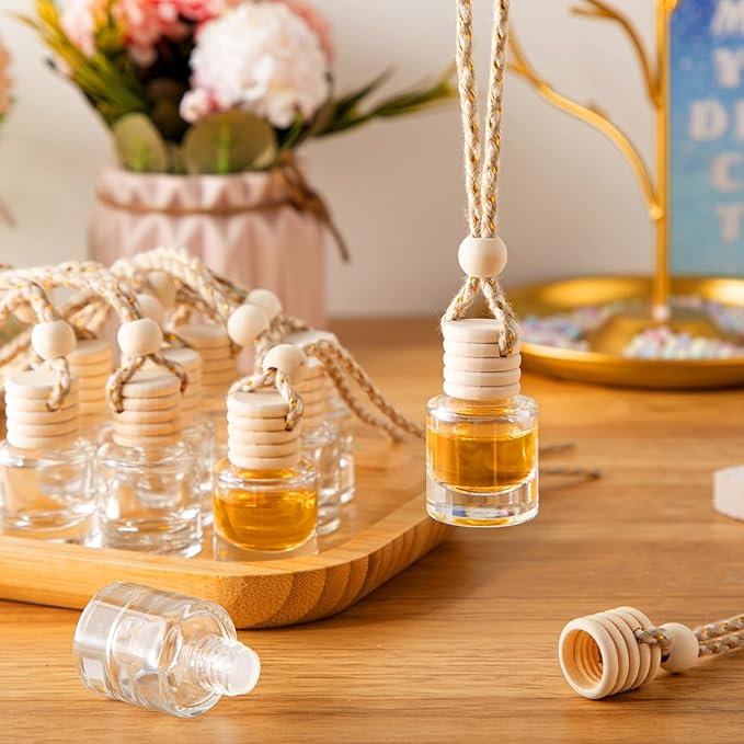 Domensi 800 Pieces Hanging Car Diffuser Air Freshener Bottle Bulk Empty Glass Refillable Perfume Bottles Oil Diffuser Aromatherapy Pendant for Auto Interior Ornaments Decor (Clear)