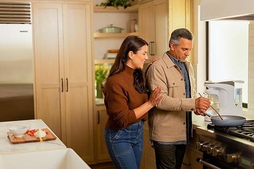 AquaTru Carafe Smart Countertop Water Purifier | App-Connected 4-Stage Reverse Osmosis System with Glass Carafe Removes Forever Chemicals, Lead & Fluoride | Track Filter Life | No Plumbing