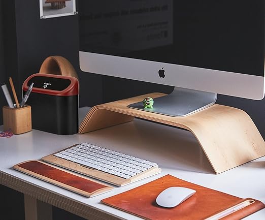 Ginsco Mini Car Trash Can with Lid, Small Car Garbage Can, Cute Leakproof ABS Car Trash Bin, Car Accessories for Interior, Garbage Bin for Car, Home, Office with 60pcs Trash Bags Black/Red