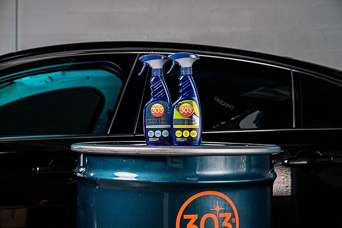 303 Products (30265 Slick Shine Ceramic Detailer - SiO2 and Carnauba Infused Ceramic Coating - Premium Ceramic Detailing Spray - Increases Shine and Gloss - Works on Paint, Glass, and Wheels - 16Oz
