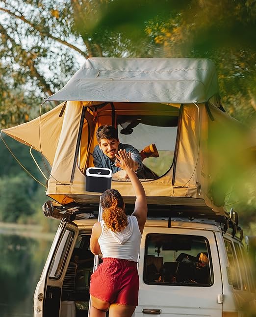 Ginsco Mini Car Trash Can with Lid, Small Car Garbage Can, Cute Leakproof ABS Car Trash Bin, Car Accessories for Interior, Garbage Bin for Car, Home, Office with 60pcs Trash Bags Black/Silver