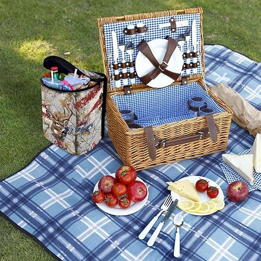 Camo Deer Car Trash Can with Lid US Flag Garbage Can with Adjustable Straps Trash Bin for Car Automotive Interior Accessories Storage Bag