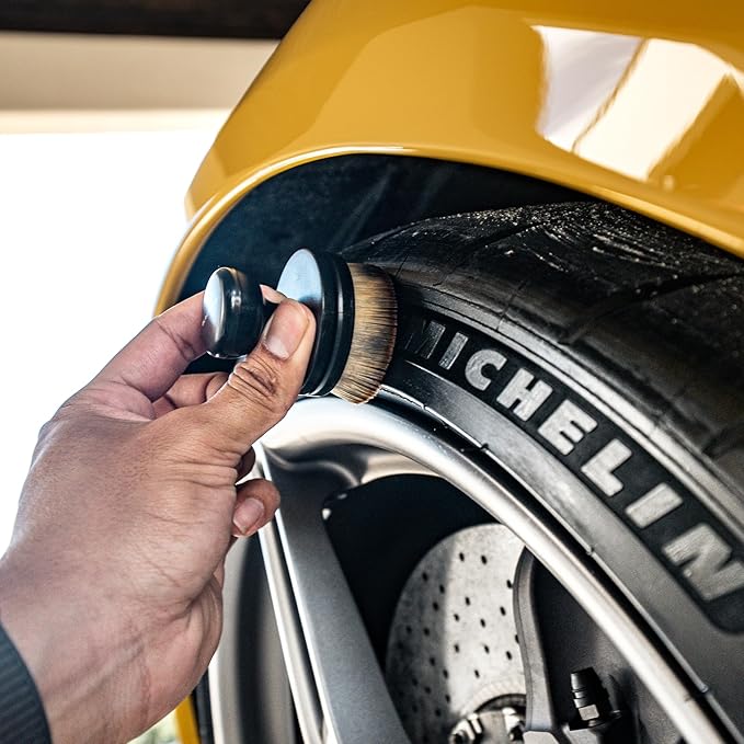 Blackline Reusable Tire Shine Applicator Brush – Soft Bristle Tool for Even Application, Ergonomic Grip with Drainable Stand, Mess-Free Gel & Liquid Tire Dressing Brush for Trim and Rubber Surfaces