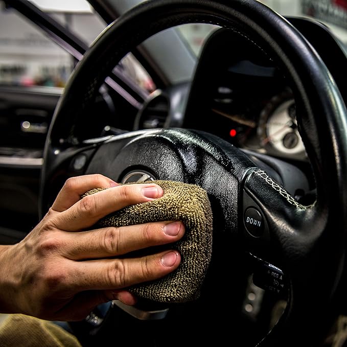 Chemical Guys SPI_111_16 Leather Protectant, Dry-to-The-Touch Serum for Car Interiors, Furniture, Apparel, Boots, and More (Works on Natural, Synthetic, Pleather, Faux Leather and More), 16 fl oz